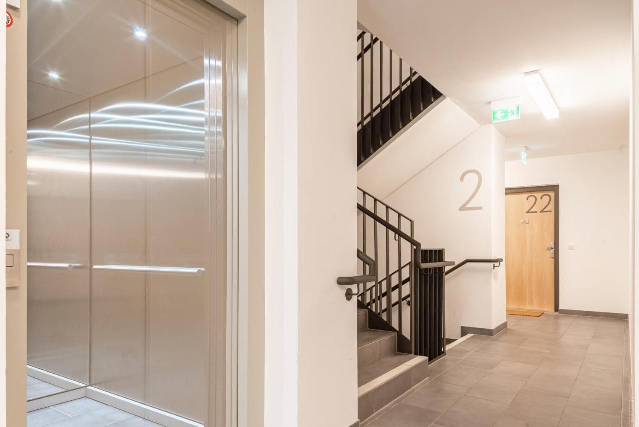 Whats-App Self-Check-In - 1Br Apartment, Near Airport,15 Min To Center Viena Exterior foto