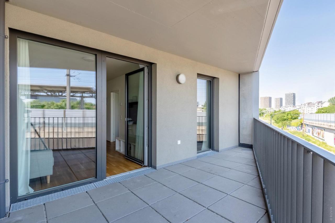 Whats-App Self-Check-In - 1Br Apartment, Near Airport,15 Min To Center Viena Exterior foto